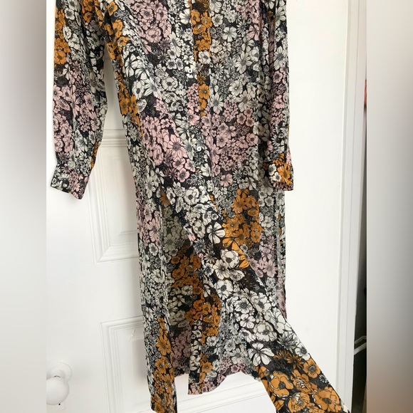 Pink Misty Mustardy Floral Shirt Dress With High Side Slits Leg Action Semisheer - Picture 5 of 6